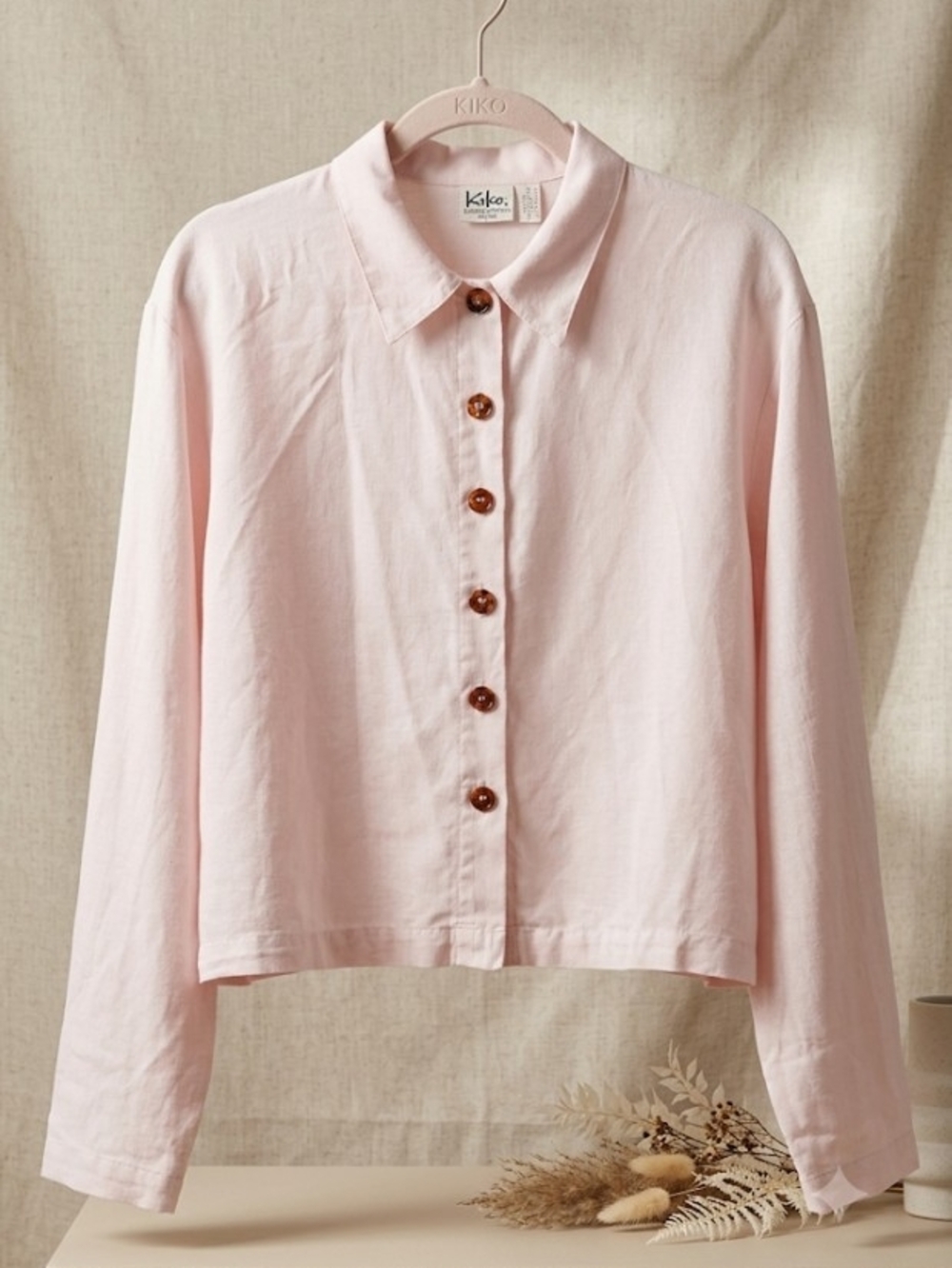 Vintage 90's Kiko 100% Linen Light Pink Button-Front Collared Shirt (Free Size)